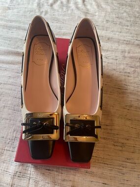 NWT Roger Vivier Belle Heels Size 38